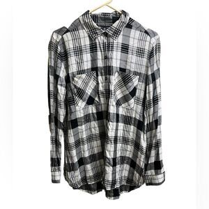 Saks Fifth Avenue Lightweight Rayon Black White Plaid Button-up Blouse SZ M